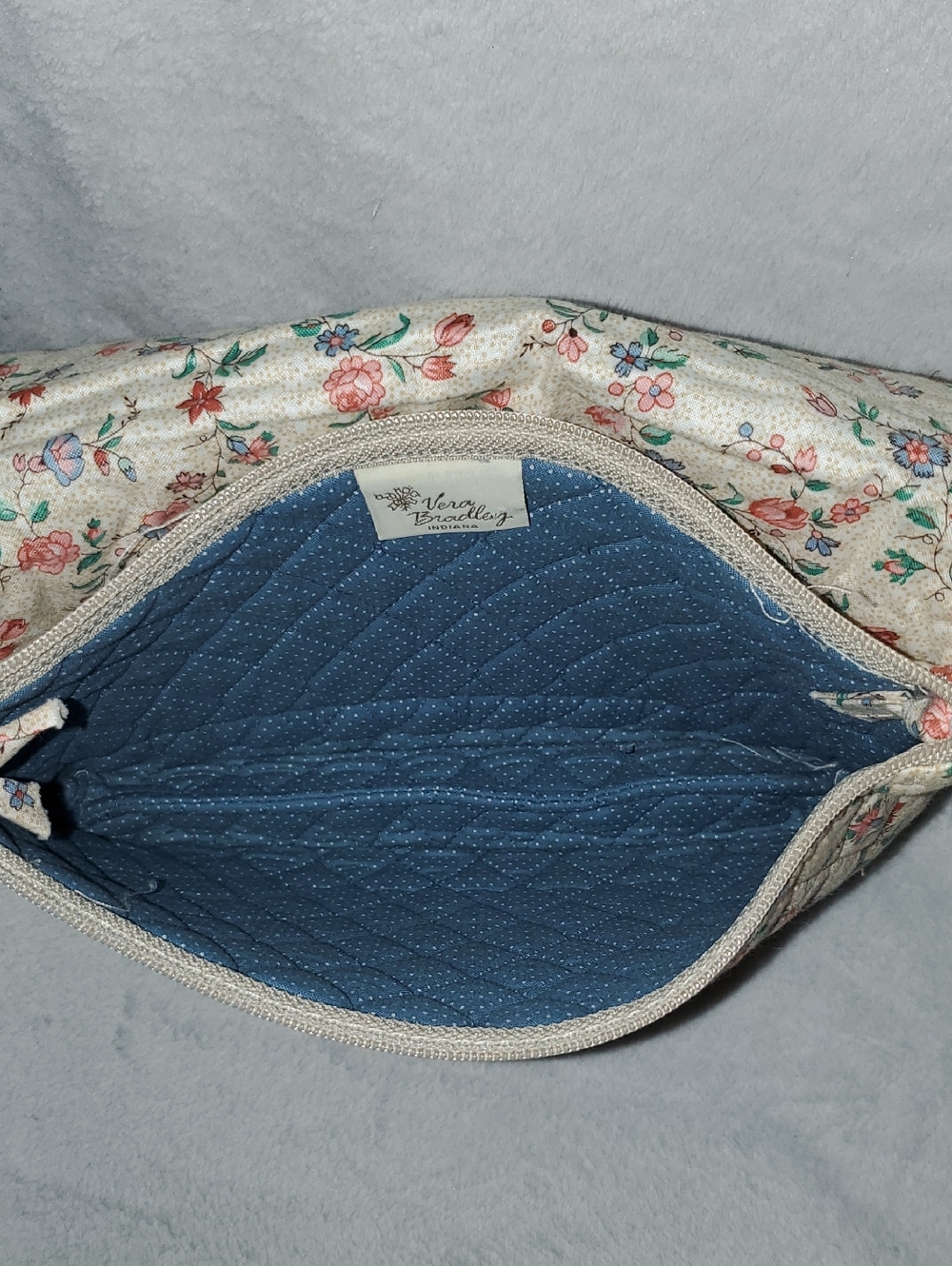 VTG Vera Bradley Indiana Cream Quilted Floral Crossbody Bag Retired 1980s - Picture 9 of 14